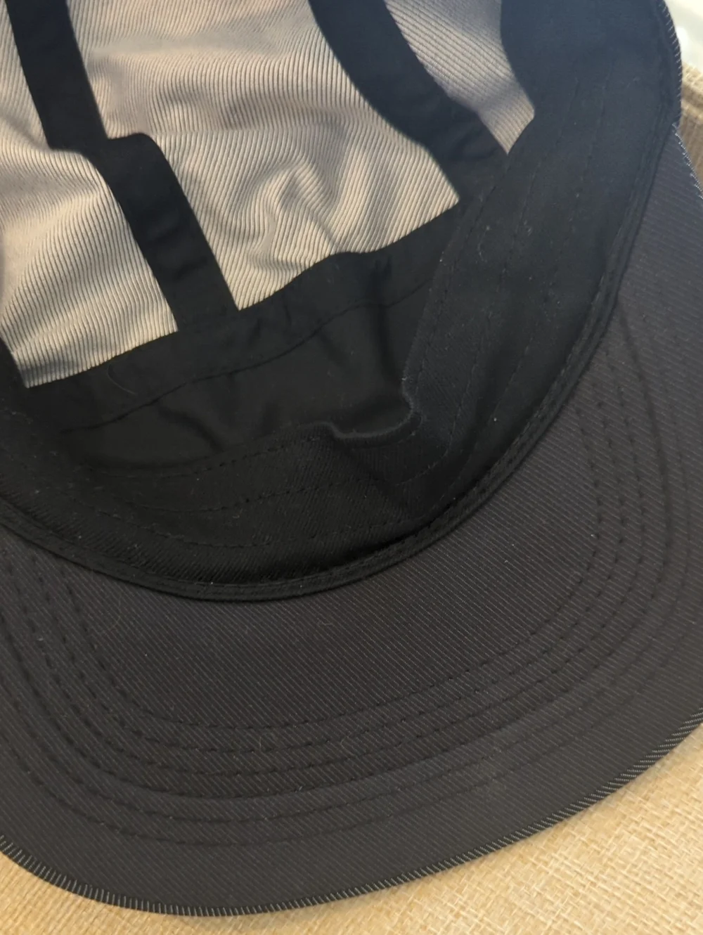 Nike AW84 Dri- Fit  5 Panel Black Swoosh Performance Cap Small